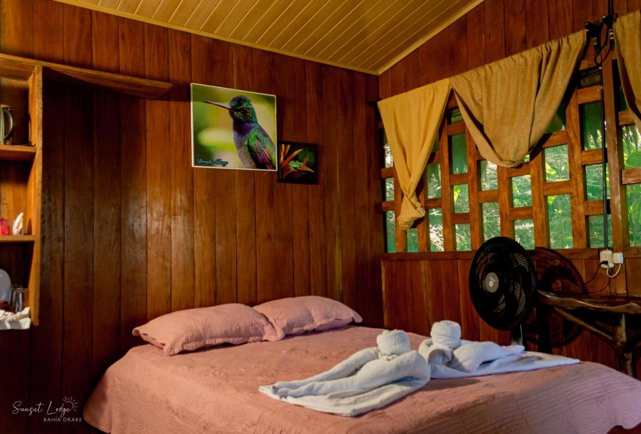 Sunset Lodge Drake Bay Exterior photo